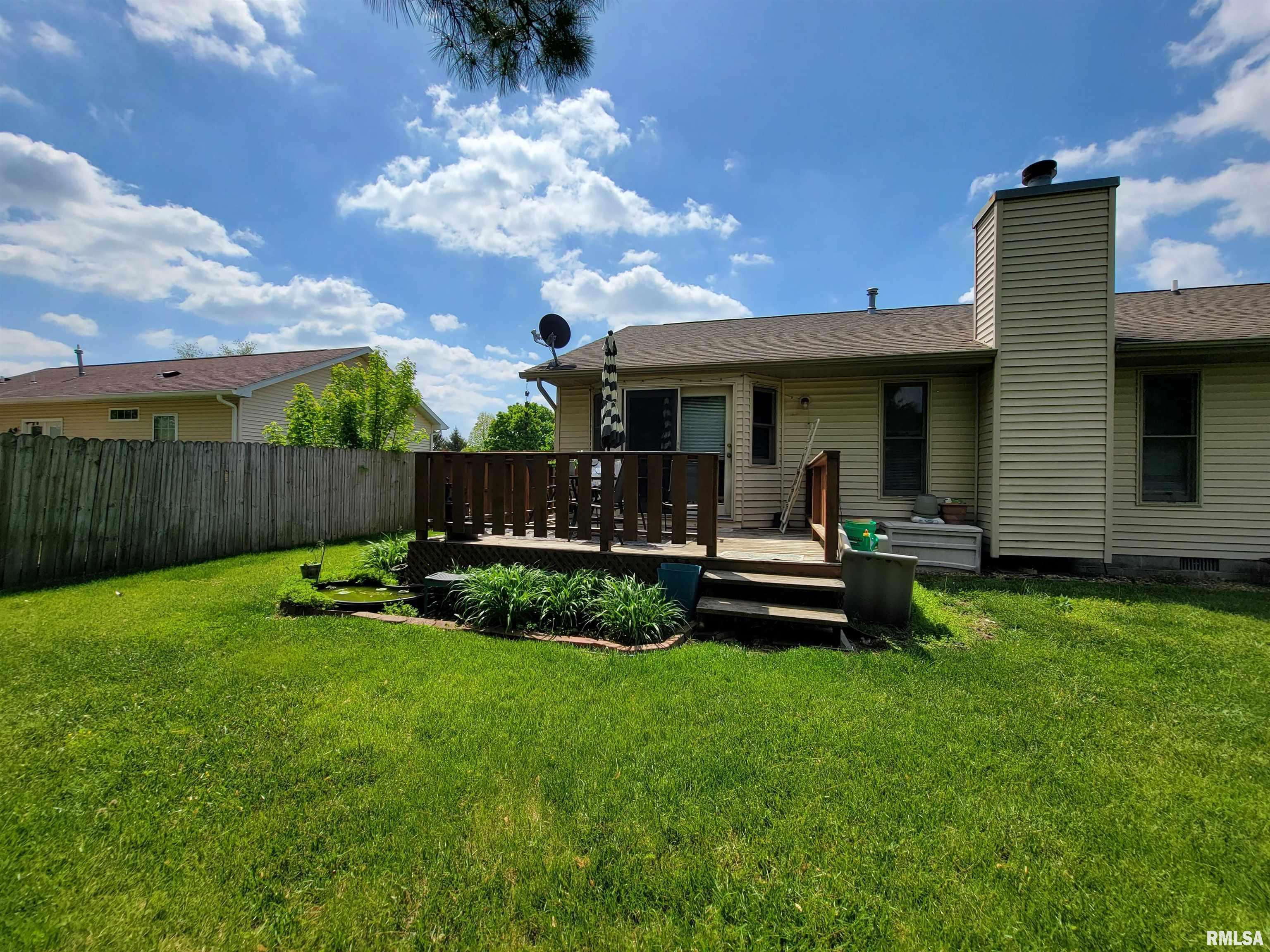 204 North Pittsburg Landing Springfield, IL 62711 - Photo 8 of 10 Gallery Image 8