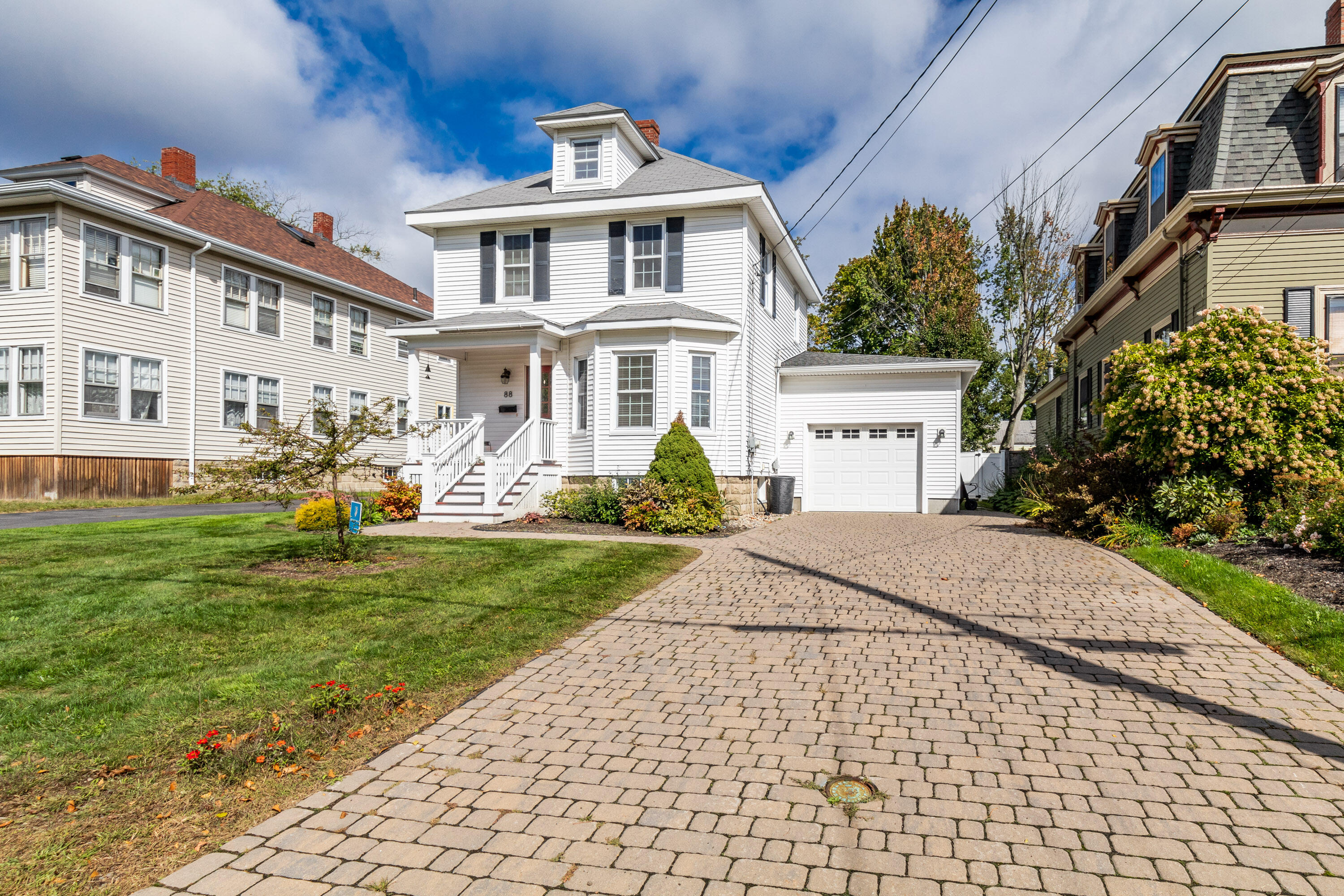 88 Codman Street Portland, ME 04103 - Photo 2 of 37 20220921ms-81001