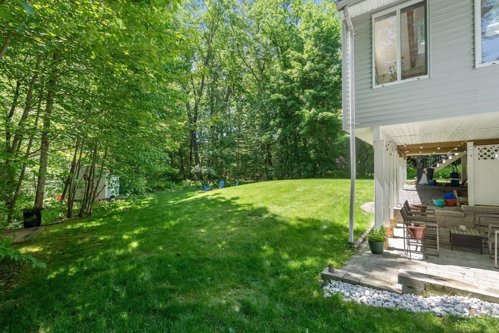 170 Hudson Road Stow, MA 01775 - Photo 37 of 42