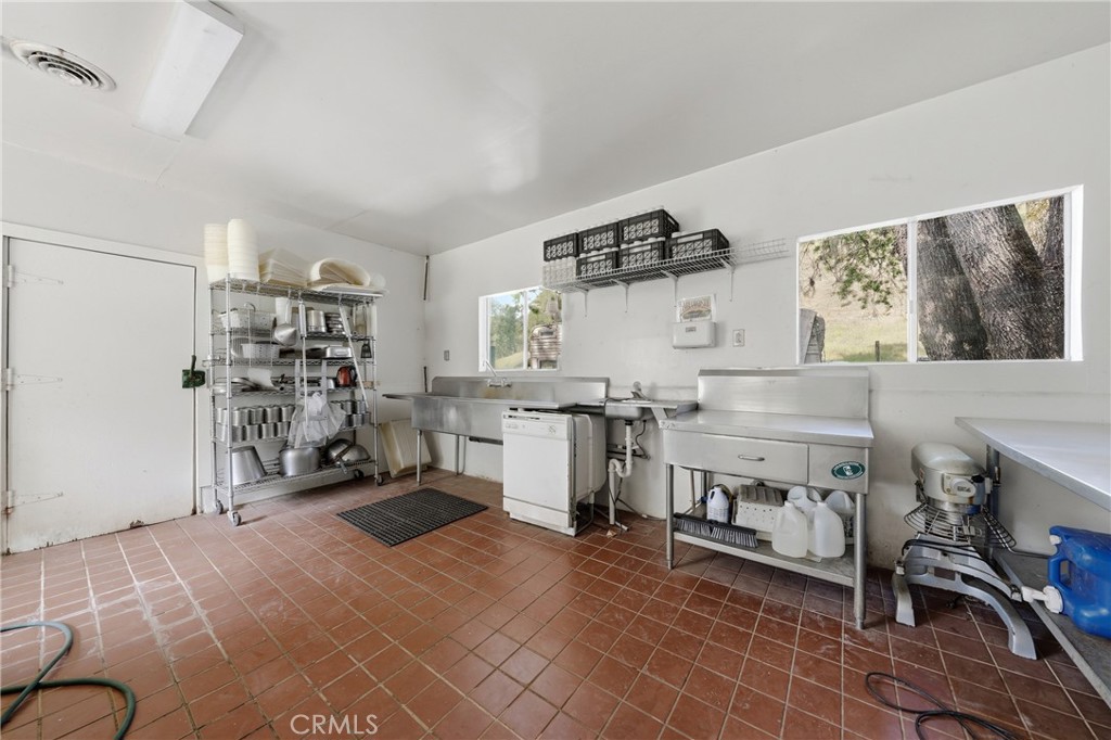 6400 Scotts Valley Road Lakeport, CA 95453 - Photo 65 of 69