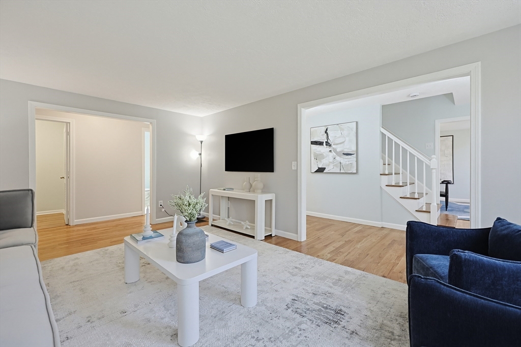 10 Long Ridge Road Acton, MA 01720 - Photo 4 of 36 Gallery Image 4