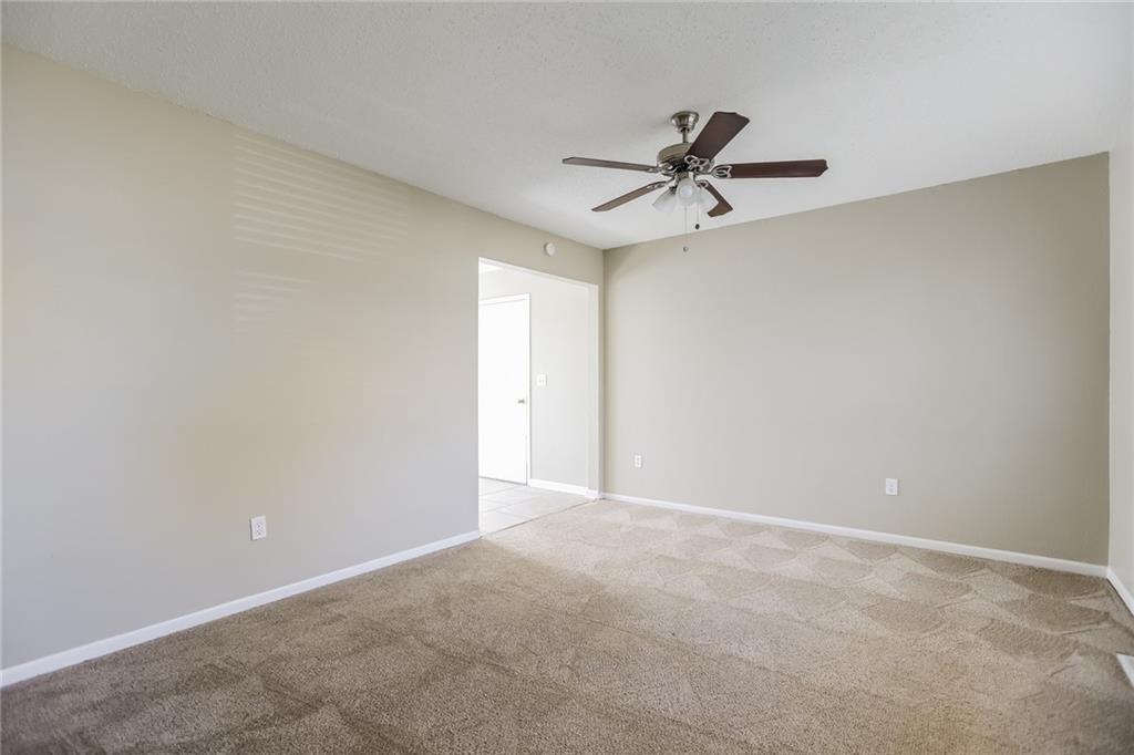 2128 Northeast Cookson Street Lee's Summit, MO 64086 - Photo 7 of 17