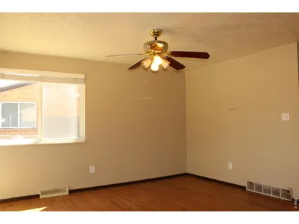 a view of empty room with window