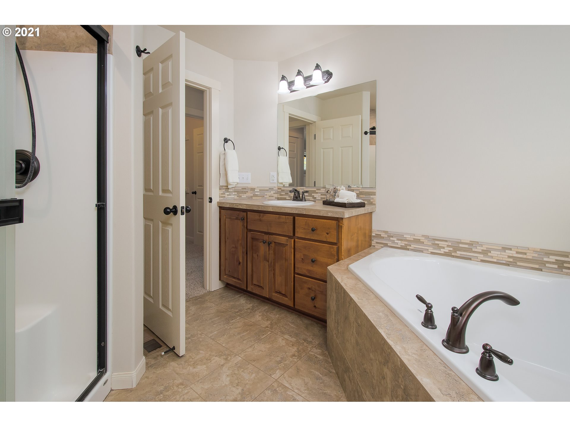202 Southeast 198th Place Camas, WA 98607 - Photo 22 of 32 Gallery Image 22