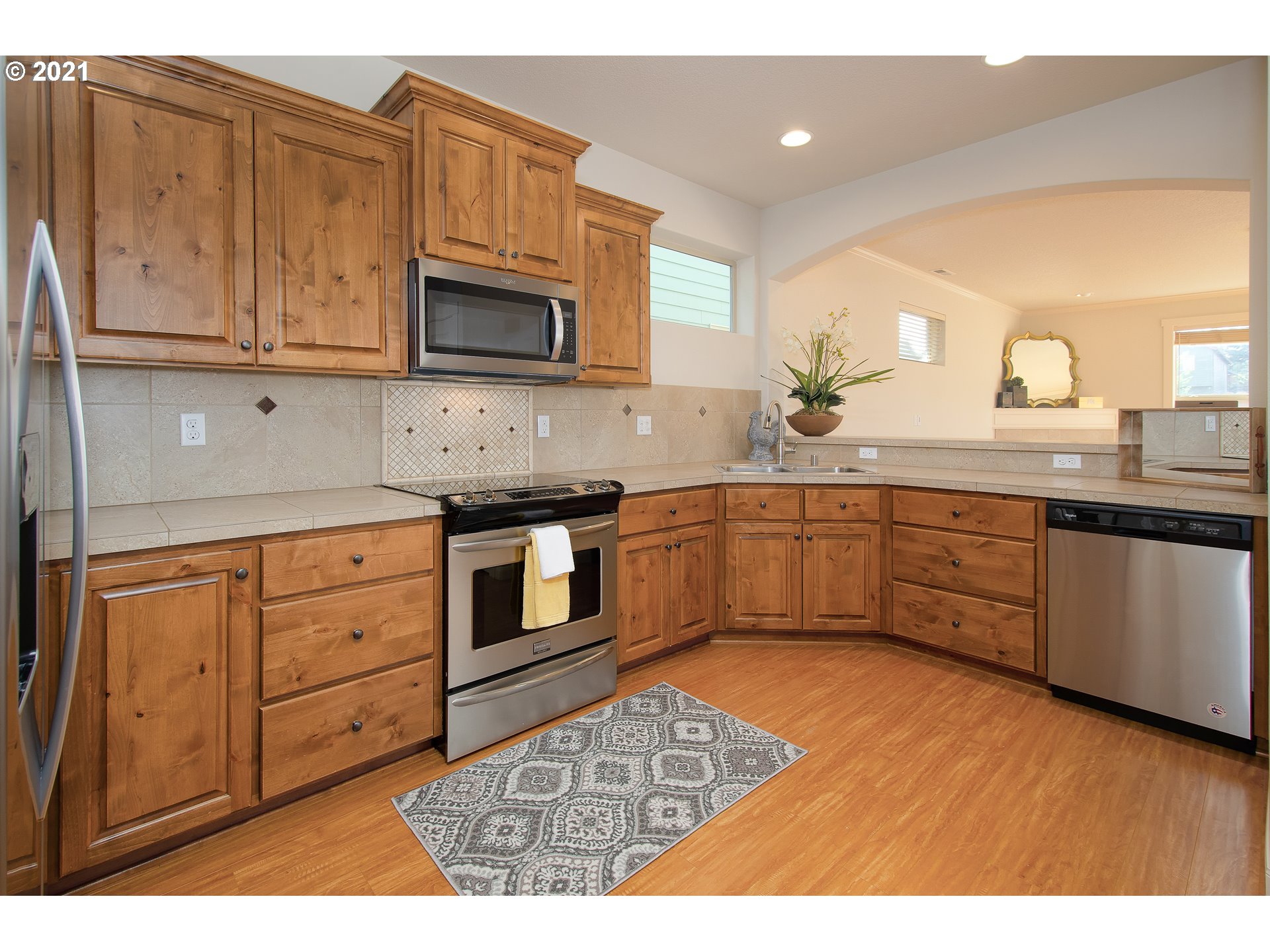 202 Southeast 198th Place Camas, WA 98607 - Photo 9 of 32 Gallery Image 9