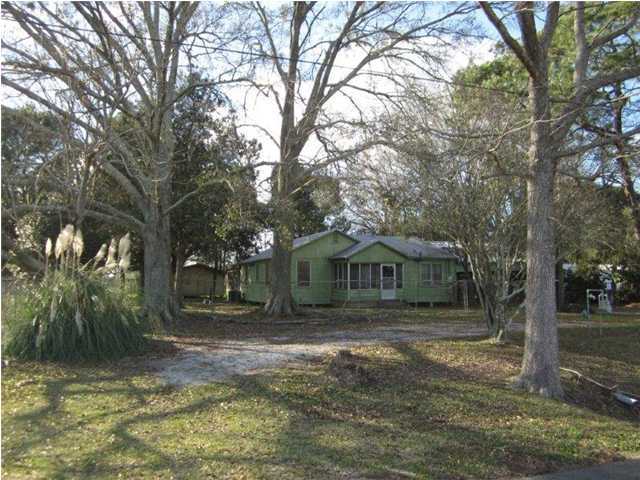 908 Marteau Road Broussard, LA 70518 - Photo 1 of 10 Primary Photo