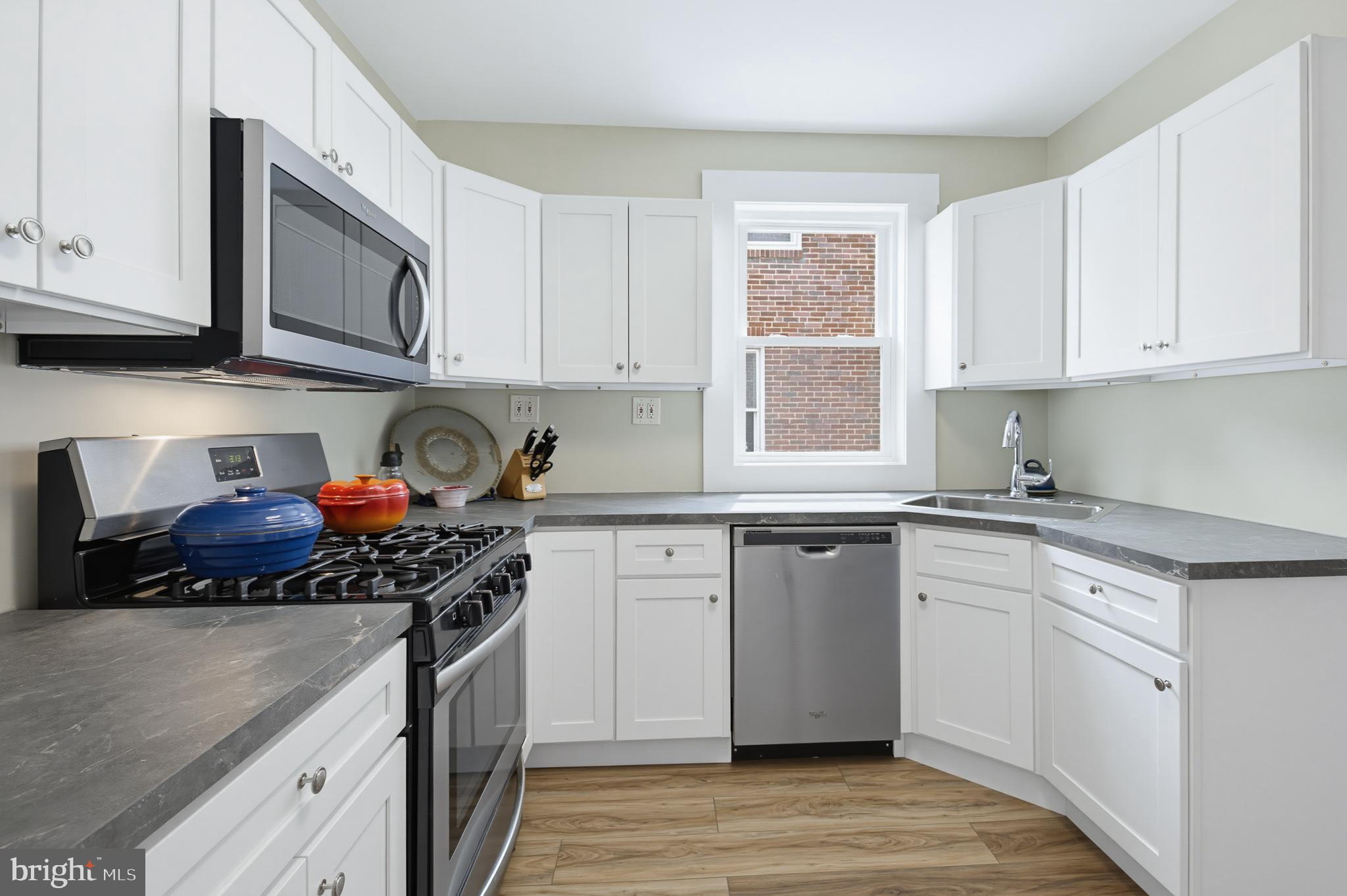 1402 Brooke Boulevard Reading, PA 19607 - Photo 14 of 40