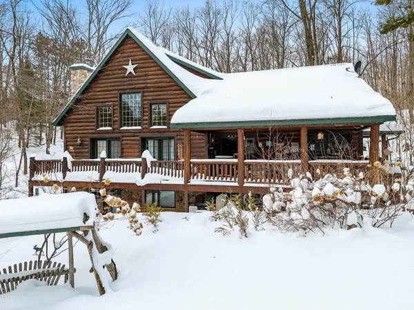 $919,000 | 17410 National Forest Road 3850, Lakewood, WI 54138