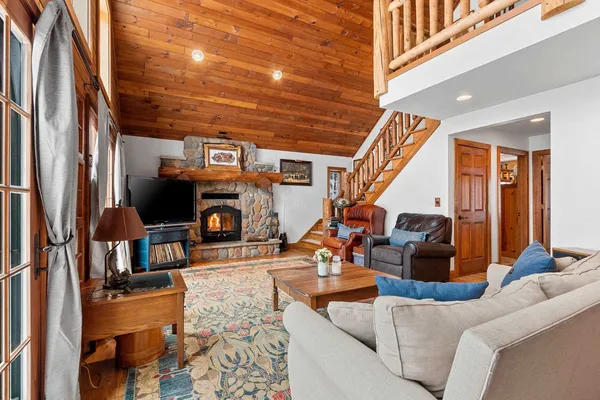 $919,000 | 17410 National Forest Road 3850, Lakewood, WI 54138