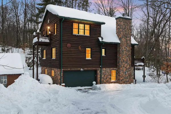 $919,000 | 17410 National Forest Road 3850, Lakewood, WI 54138