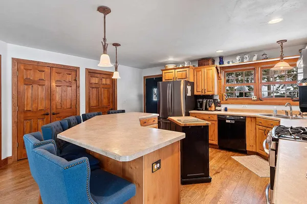 $919,000 | 17410 National Forest Road 3850, Lakewood, WI 54138