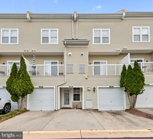 $2,000 | 22769 Fountain Grove Square, Unit 22769, Brambleton, VA 20148