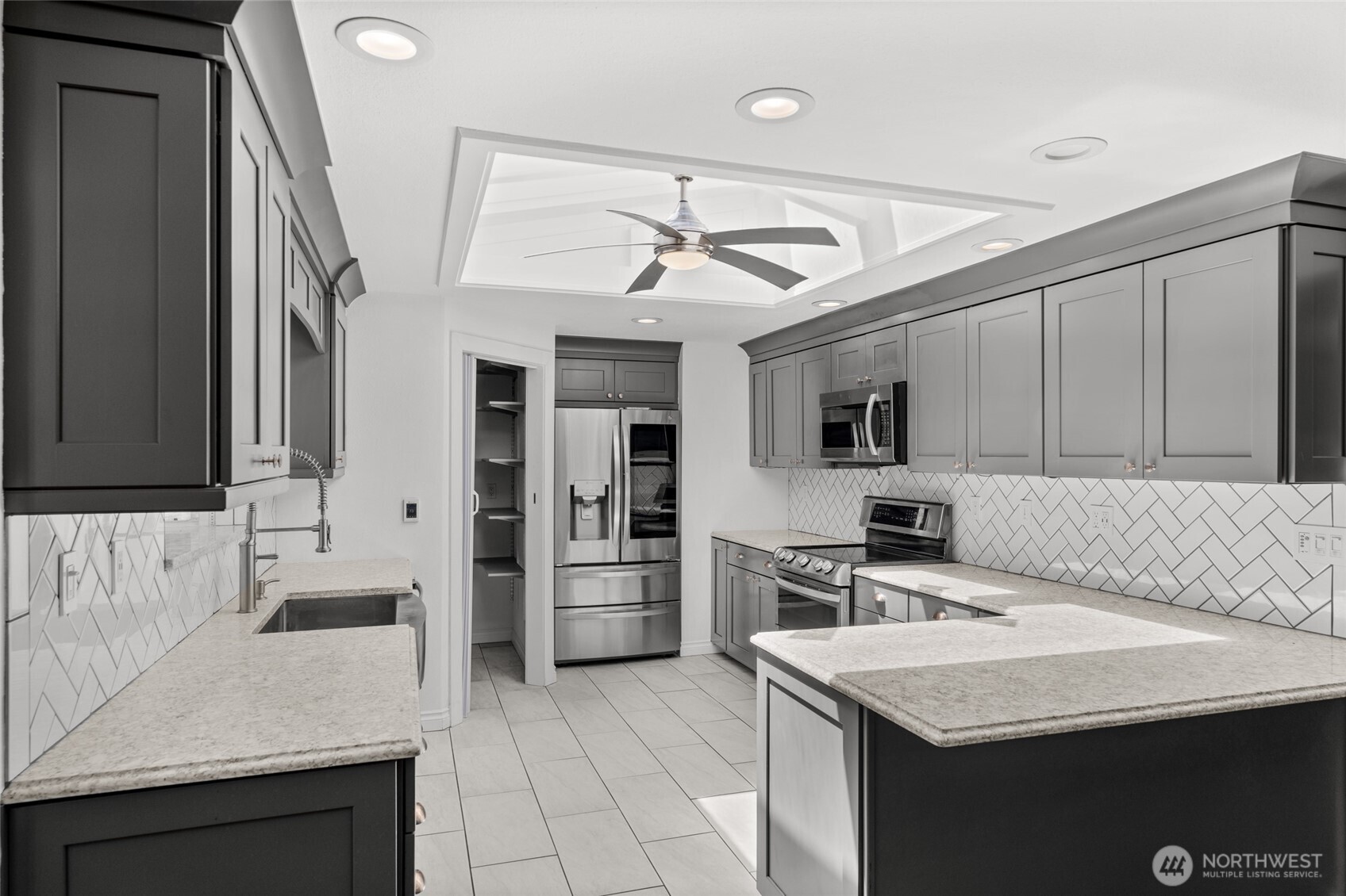 6426 Zangle Road Northeast Olympia, WA 98506 - Photo 18 of 39