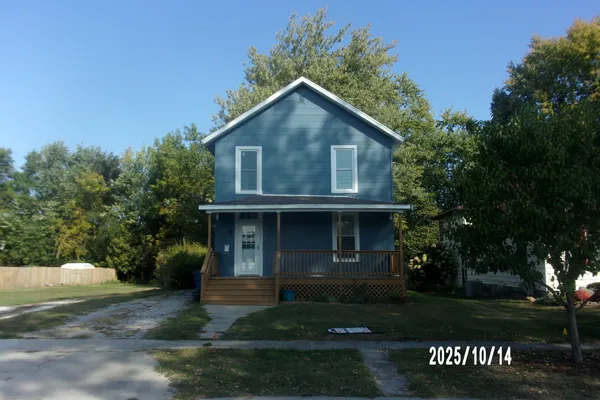 $159,900 | 466 East Cherry Street, Watseka, IL 60970