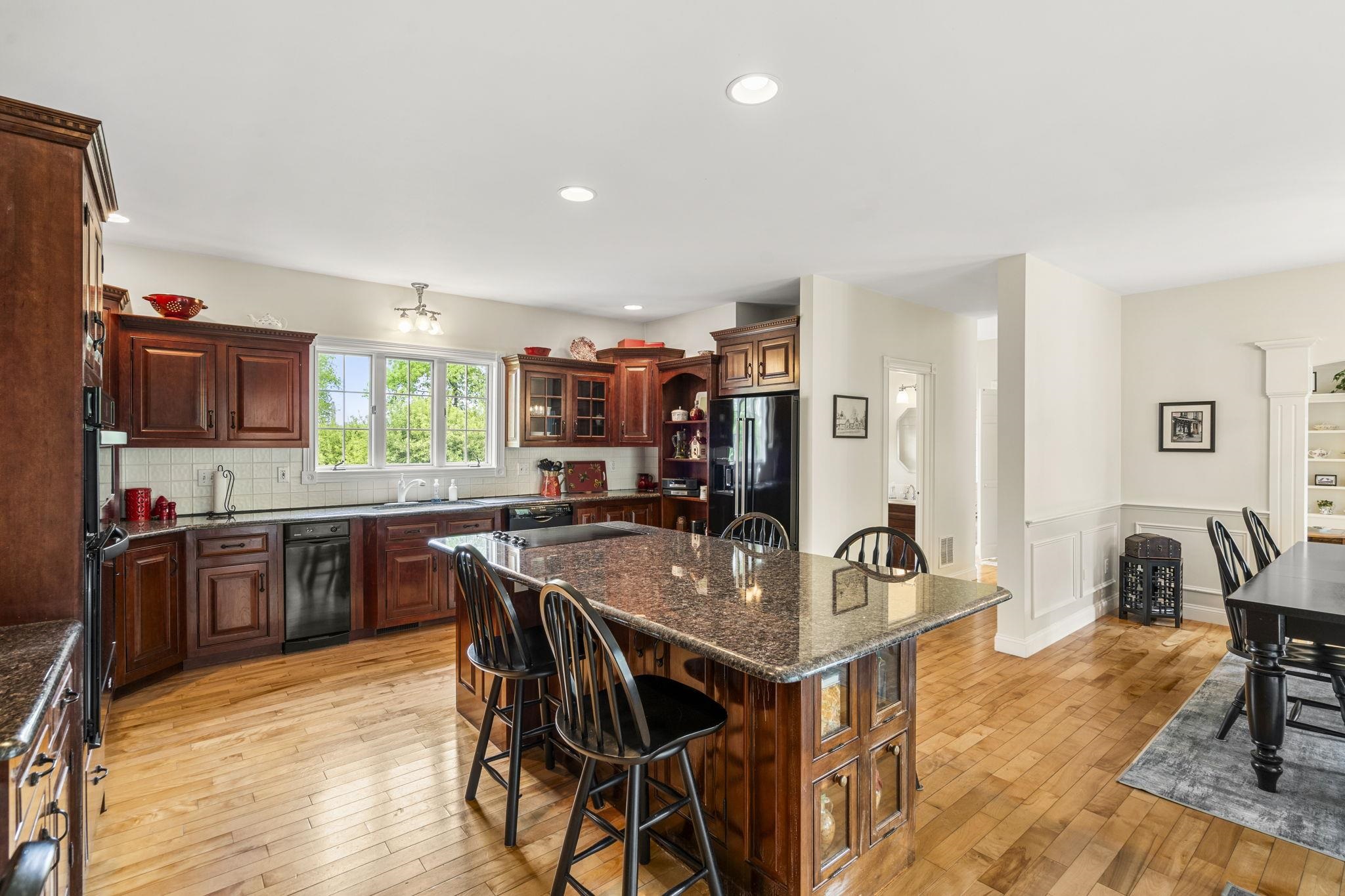96 Exeter Road Hampton Falls, NH 03844 - Photo 10 of 56