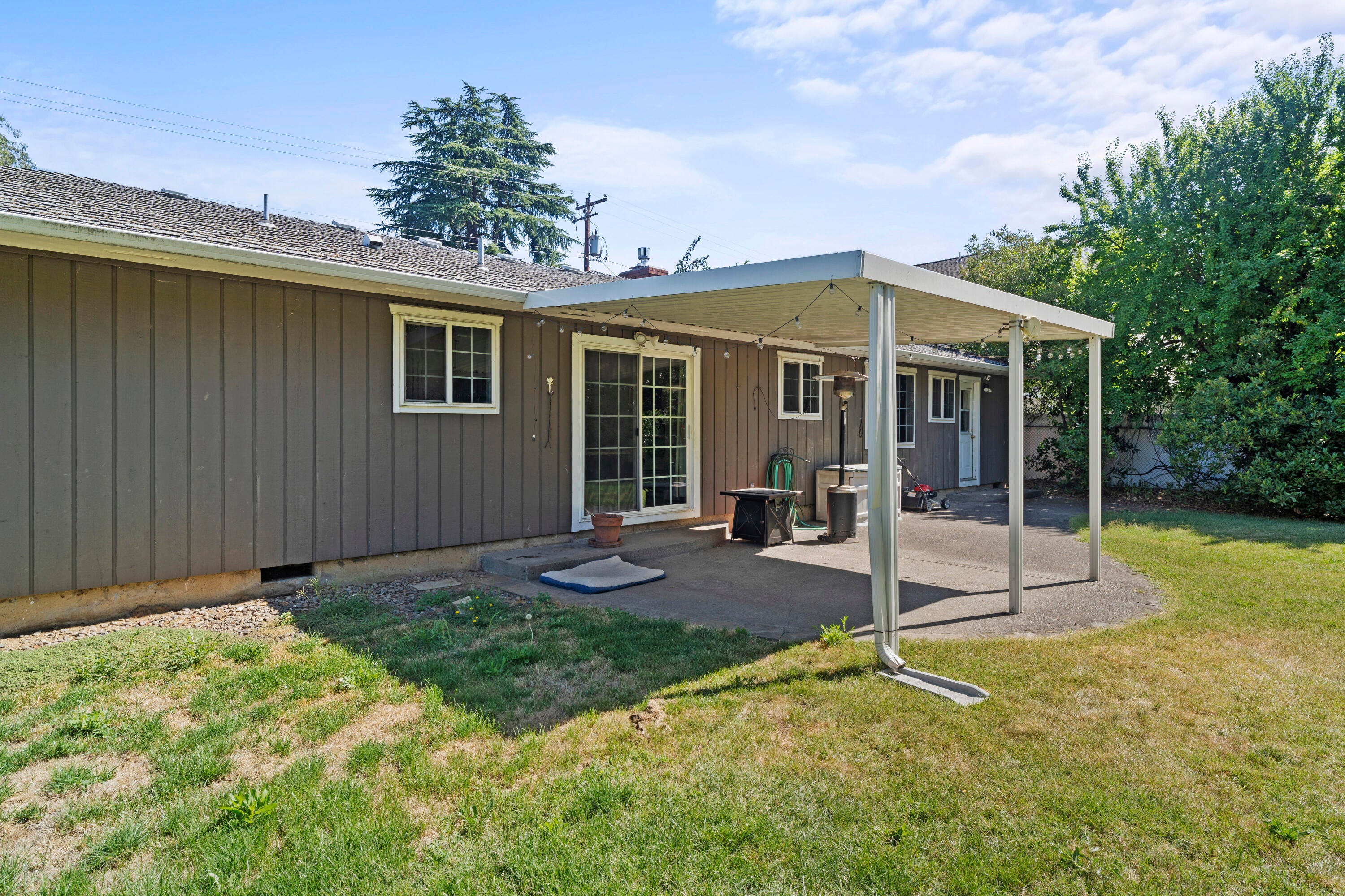 2116 Crestbrook Road Medford, OR 97504 - Photo 23 of 26 Large covered back porch