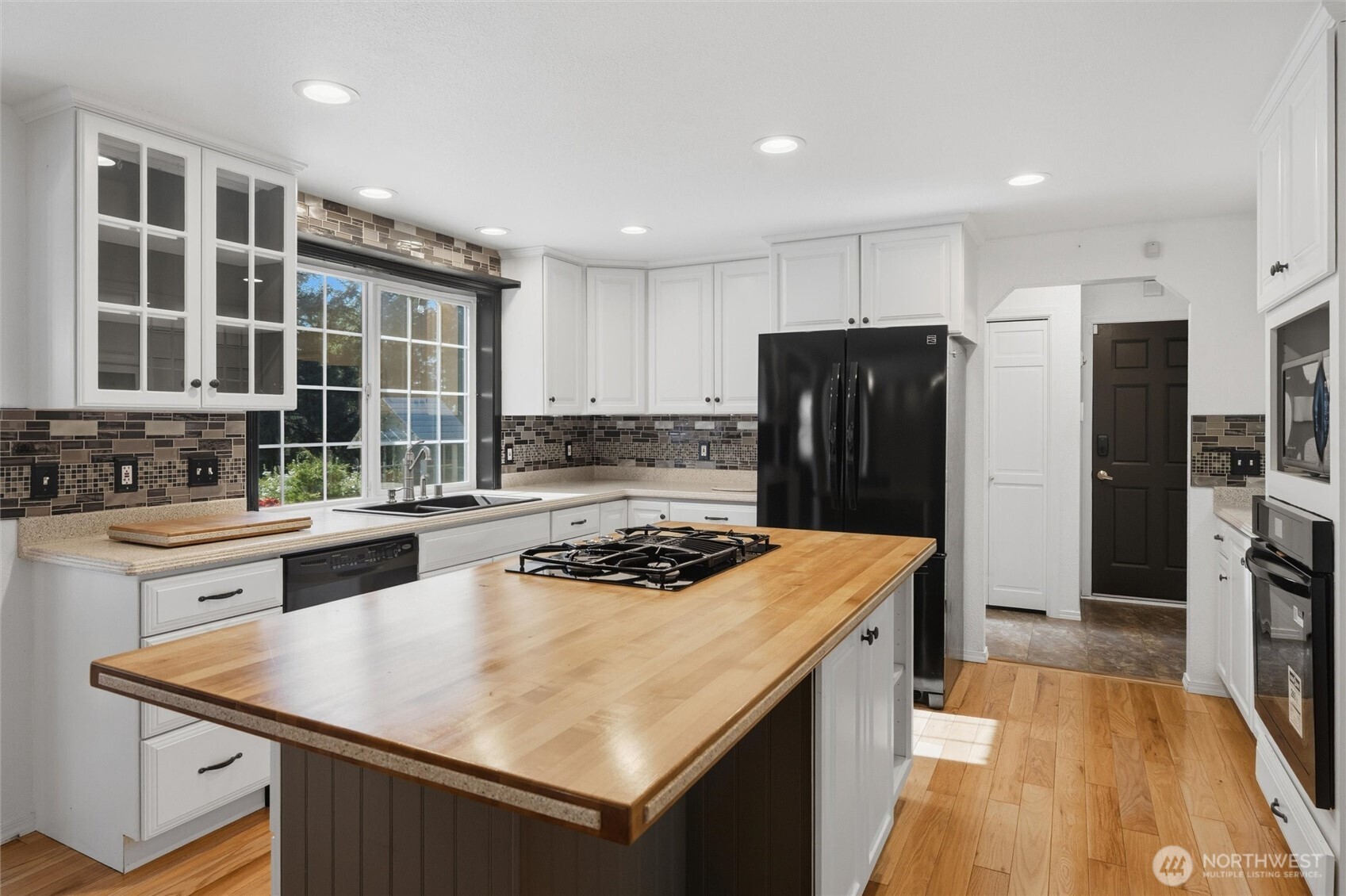 1501 East Old Ranch Road Allyn, WA 98524 - Photo 11 of 40 Gallery Image 11
