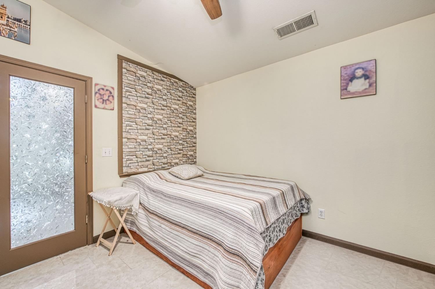 1135 Rafer Johnson Drive Kingsburg, CA 93631 - Photo 14 of 55