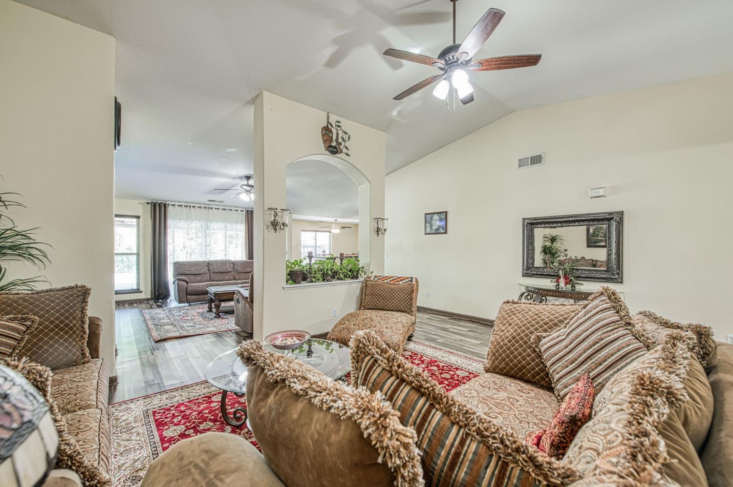 1135 Rafer Johnson Drive Kingsburg, CA 93631 - Photo 2 of 55