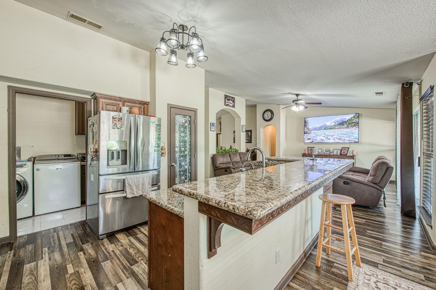 1135 Rafer Johnson Drive Kingsburg, CA 93631 - Photo 23 of 55