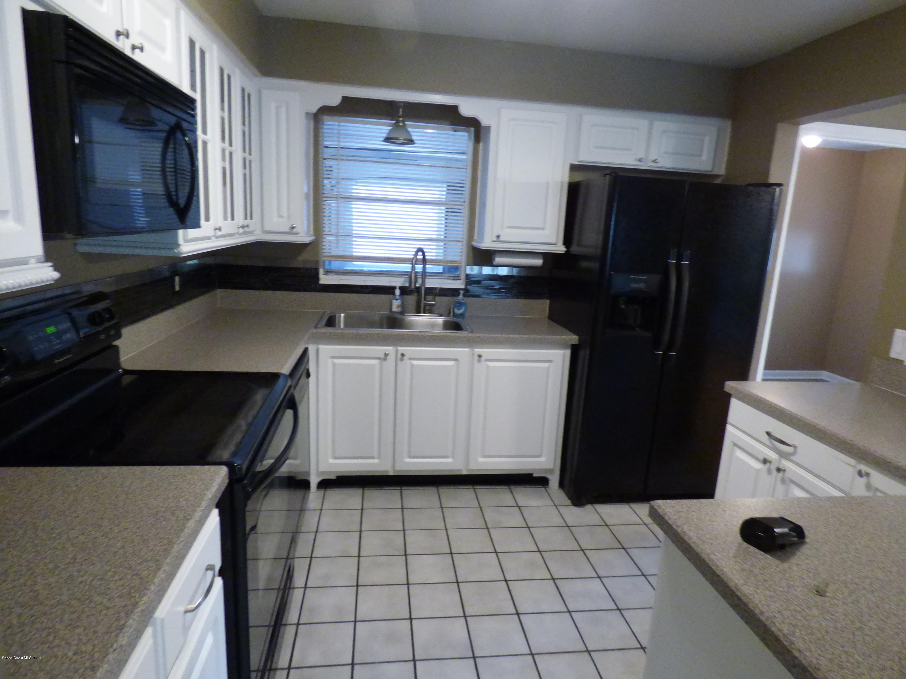 2802 Cherbourg Road Cocoa, FL 32926 - Photo 5 of 24 Kitchen