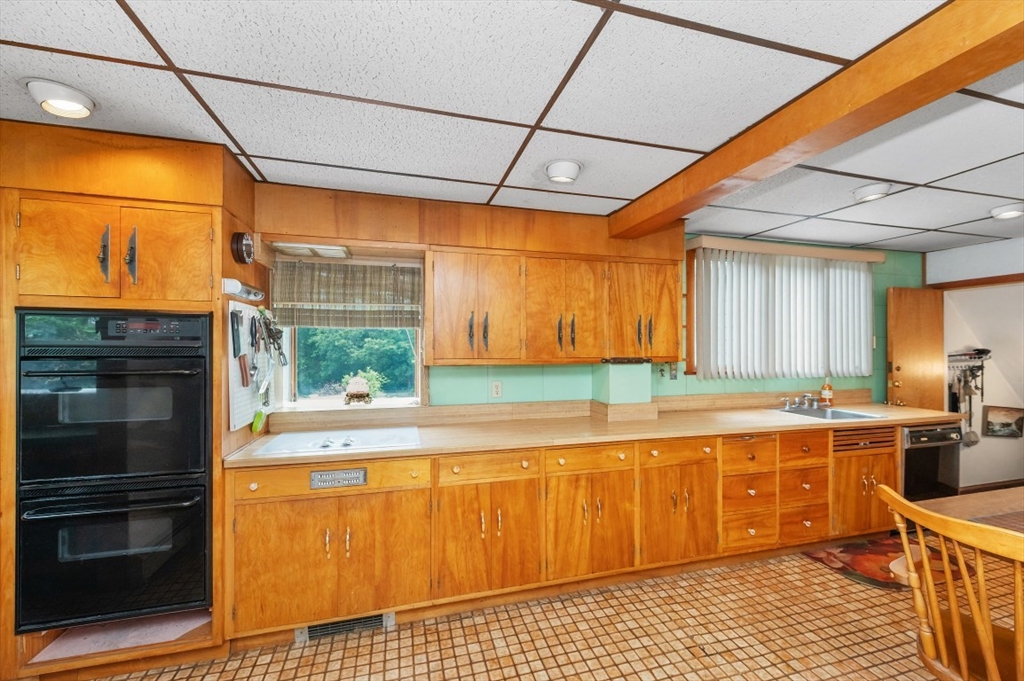 200 East Border Road Malden, MA 02148 - Photo 12 of 29