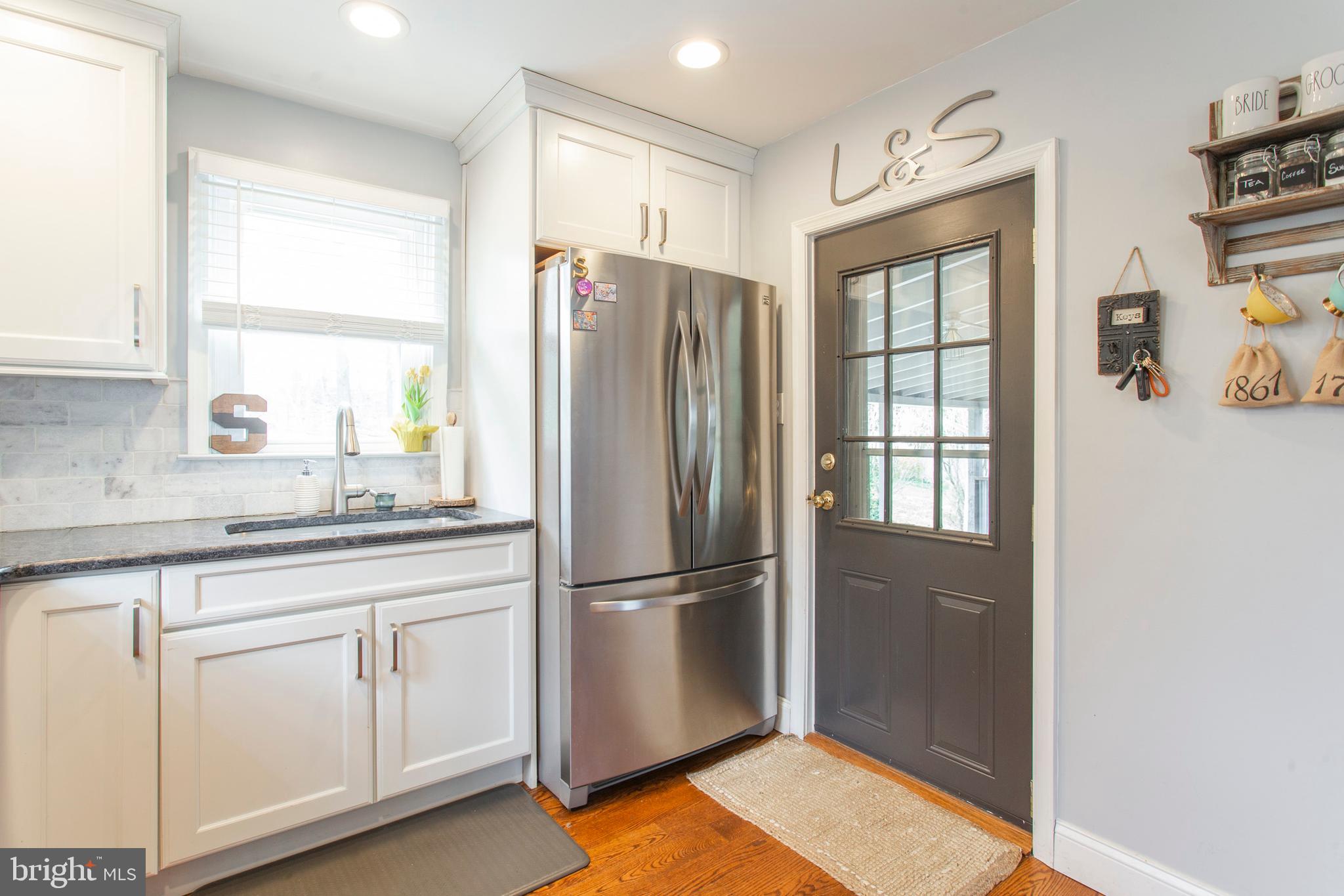3208 Hilltop Road Newtown Square, PA 19073 - Photo 12 of 33