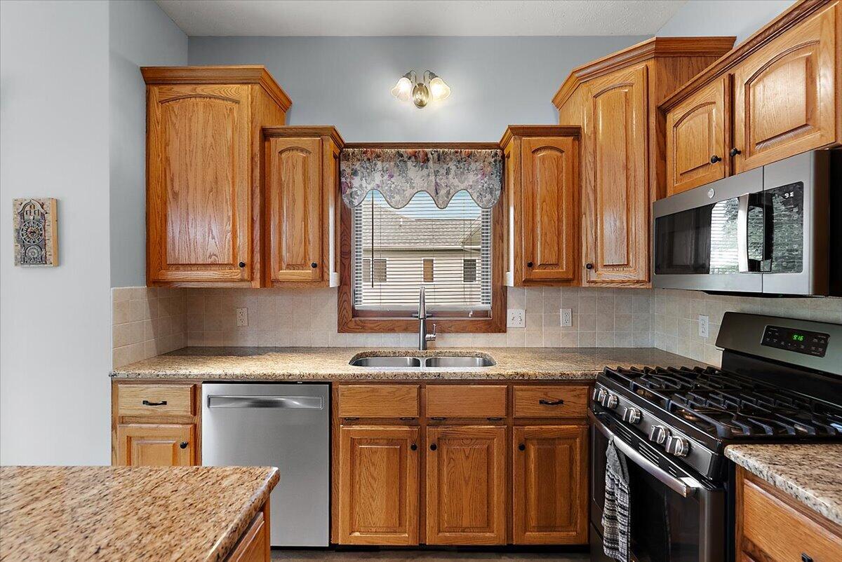 8259 Golfside Drive Jenison, MI 49428 - Photo 14 of 80 48-8259 Golfside Dr-48
