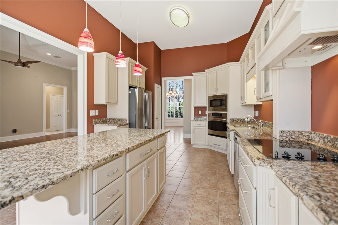 103 Oak Crest Circle Seneca, SC 29672 - Photo 15 of 50