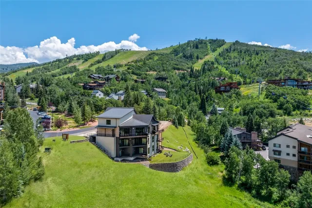 $8,975,000 | 2408 Chutes Lane, Unit RIGHT SIDE OF DUPLEX, Steamboat Springs, CO 80487