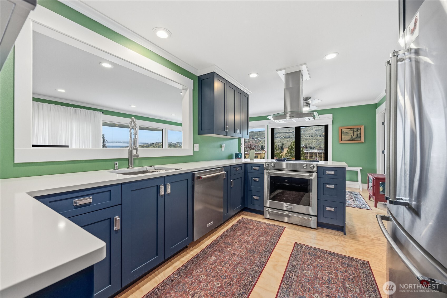 301 South 3rd Street, Unit 4 Chelan, WA 98816 - Photo 16 of 39