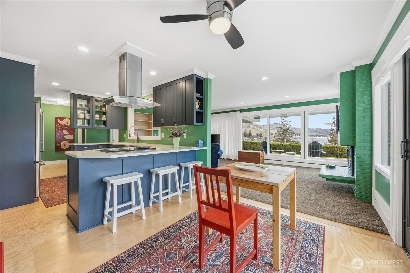 301 South 3rd Street, Unit 4 Chelan, WA 98816 - Photo 20 of 39