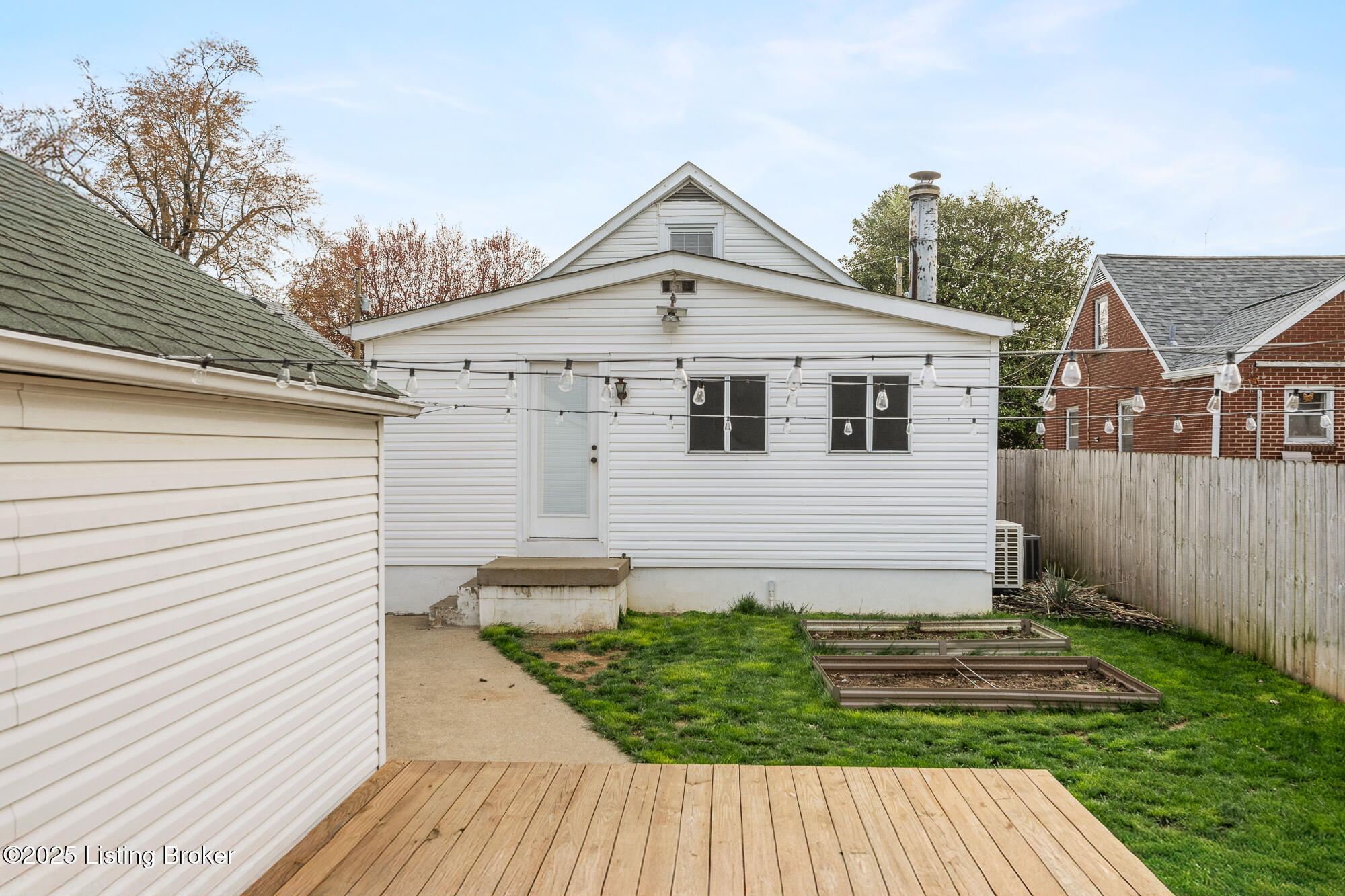 2580 Greenup Road Louisville, KY 40217 - Photo 29 of 31 2580 Greenup Rd-31