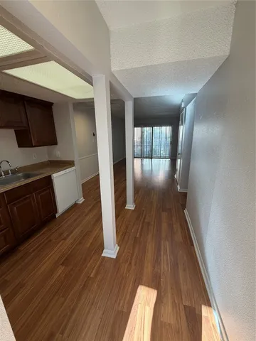 $1,595 | 1725 Toomey Road, Unit 310, Austin, TX 78704