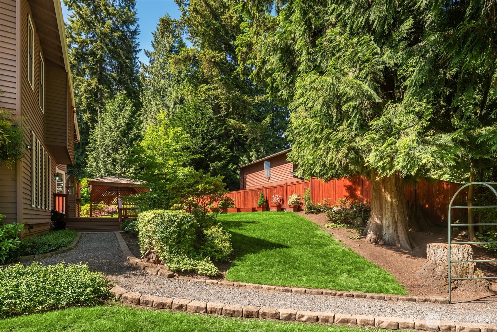 118 171st Place Southeast Bothell, WA 98012 - Photo 18 of 34