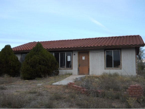 6020 Bice Road Rimrock, AZ 86335 - Photo 10 of 18 a view of a house with a yard and garage