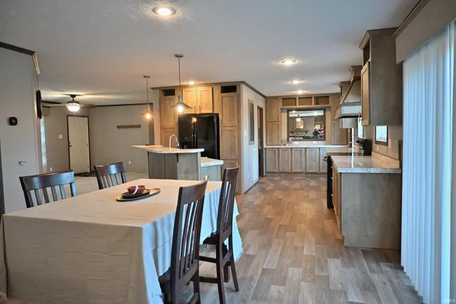 $249,700 | 2031 East 550 South, Huntingburg, IN 47542