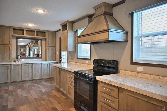 $249,700 | 2031 East 550 South, Huntingburg, IN 47542