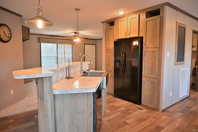 $249,700 | 2031 East 550 South, Huntingburg, IN 47542