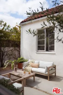 $2,195,000 | 923 South Ogden Drive, Los Angeles, CA 90036