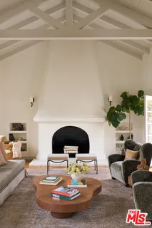 $2,195,000 | 923 South Ogden Drive, Los Angeles, CA 90036