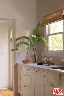 $2,195,000 | 923 South Ogden Drive, Los Angeles, CA 90036