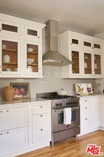 $2,195,000 | 923 South Ogden Drive, Los Angeles, CA 90036