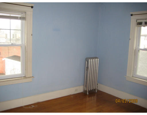93 Brandon Road Worcester, MA 01606 - Photo 7 of 8 Gallery Image 7