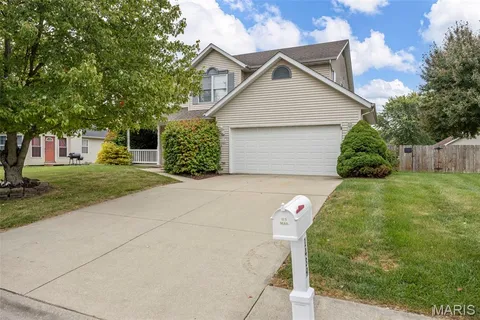 $315,000 | 1439 Kingsley Drive, O'Fallon, IL 62269
