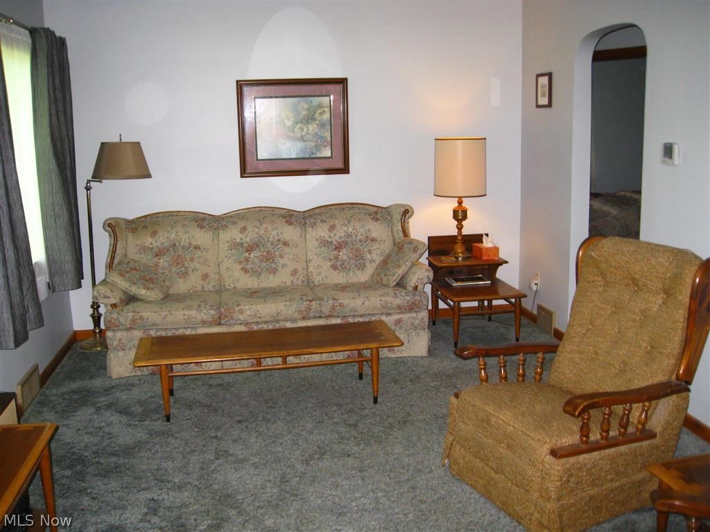5908 Keller Road Akron, OH 44319 - Photo 3 of 33