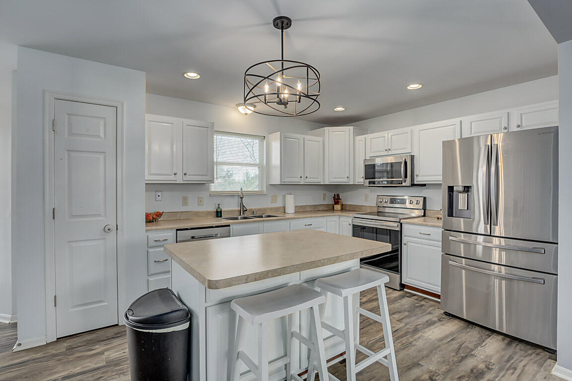 4024 Twilight Ridge Burlington, KY 41005 - Photo 5 of 18 Gallery Image 5