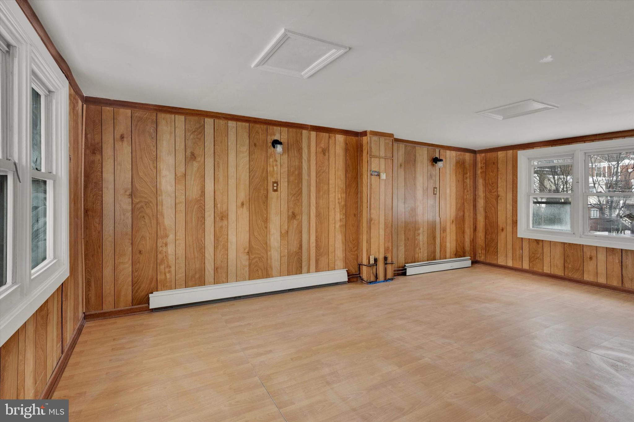 131 Mulberry Street Reading, PA 19601 - Photo 22 of 24 a view of an empty room with a window