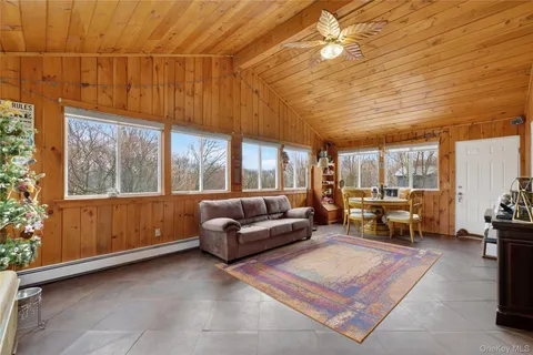 $699,999 | 81 Brandy Lane, Wappingers Falls, NY 12590