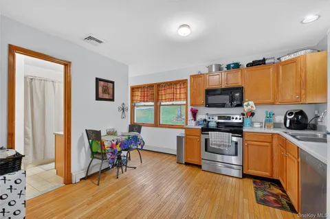 $699,999 | 81 Brandy Lane, Wappingers Falls, NY 12590